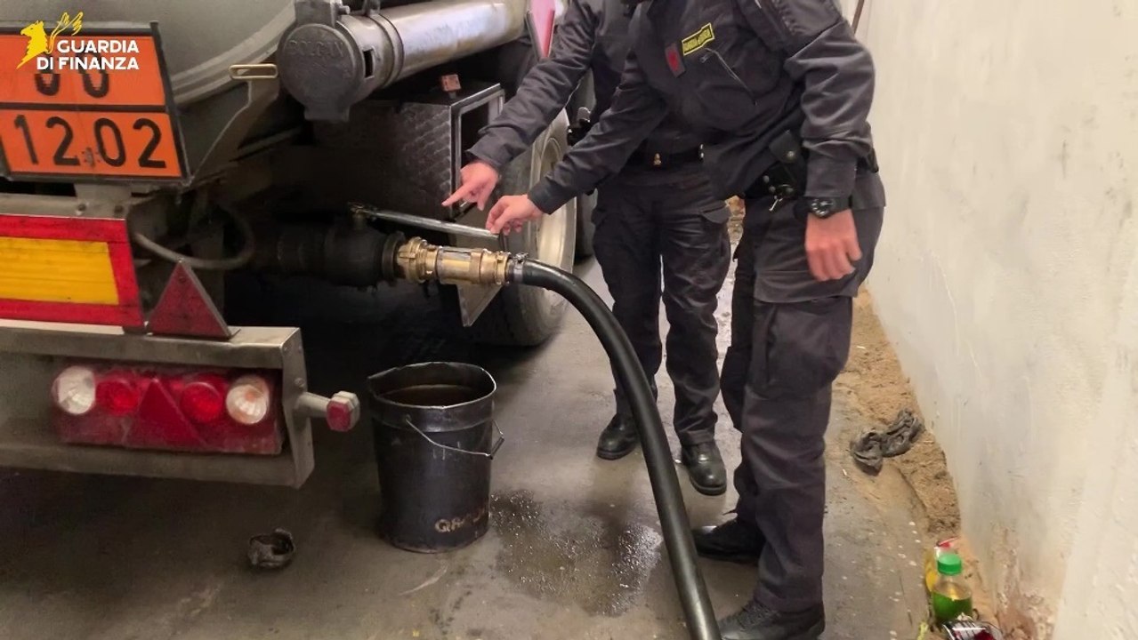 Catania - Gasolio in evasione di Iva e accise, frode da 400mila litri: 5 misure cautelari (12.03.26)