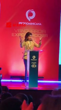 Raquel Peña RD exporta excelencia, desde empresas hasta peloteros