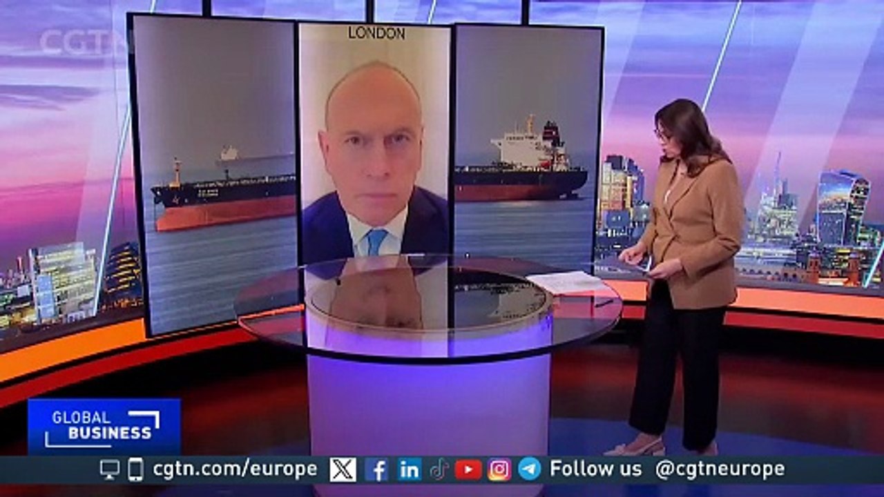 Expert Insights: Insuring Ships Through Strait of Hormuz Amidst Risks & Rising Costs