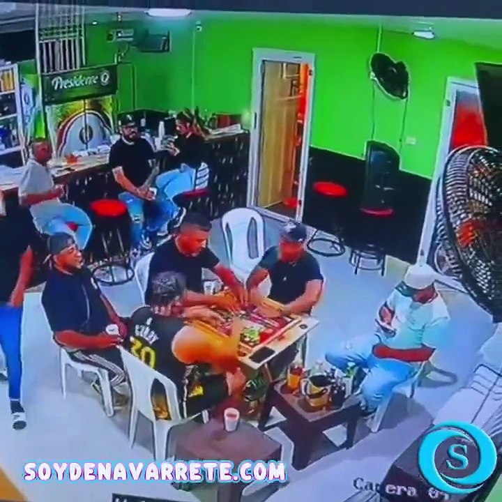 Asaltan a varias personas mientras veían el juego RD vs. Venezuela en el Clásico Mundial