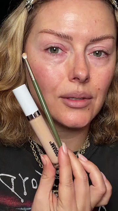 SMALL BRUSHES and thoughtful concealing! #Concealer #ThoughtfulConcealing ##fyp