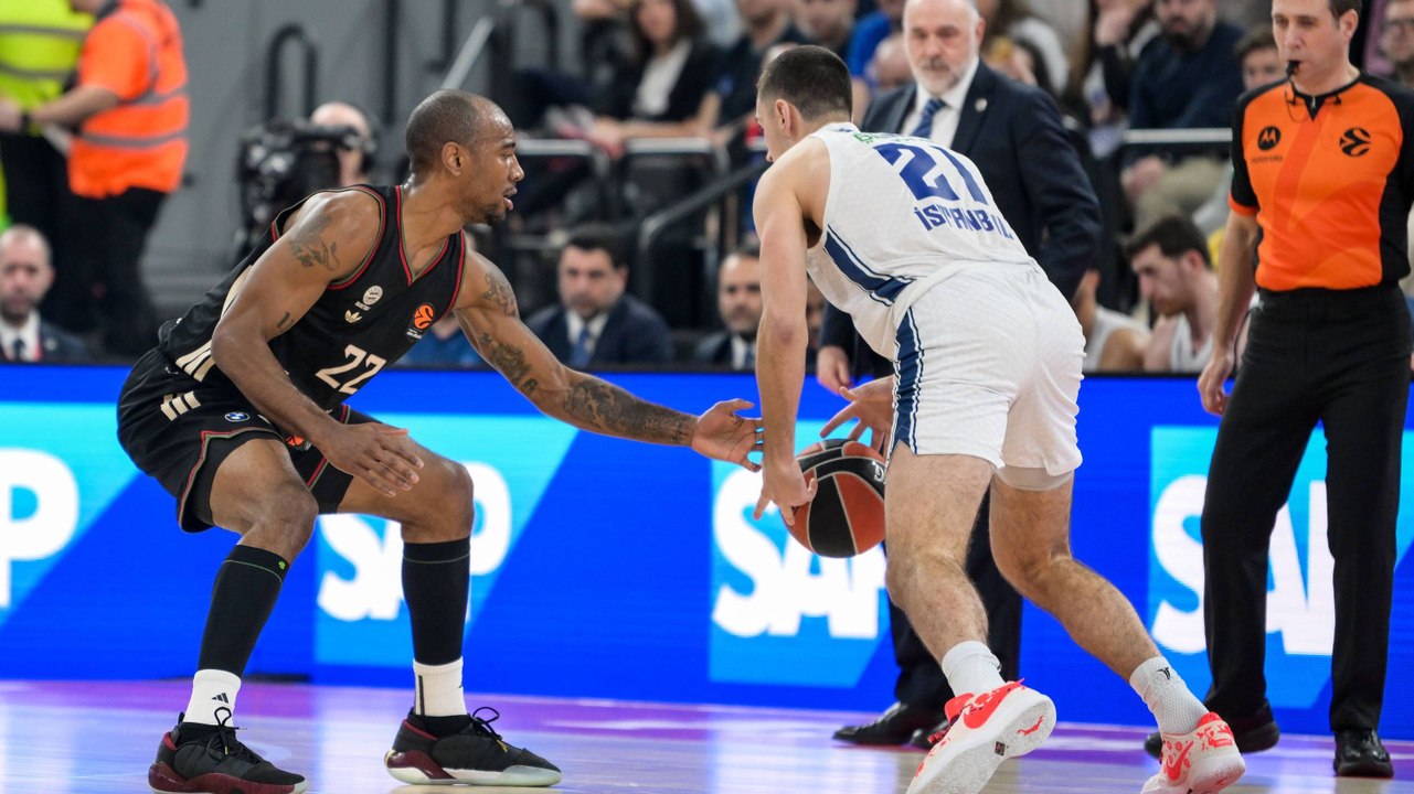 Buzzerbeater zur Entscheidung: Bayern verliert in letzter Sekunde