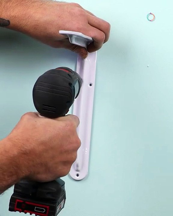 Simple trick for sturdy shelf installation