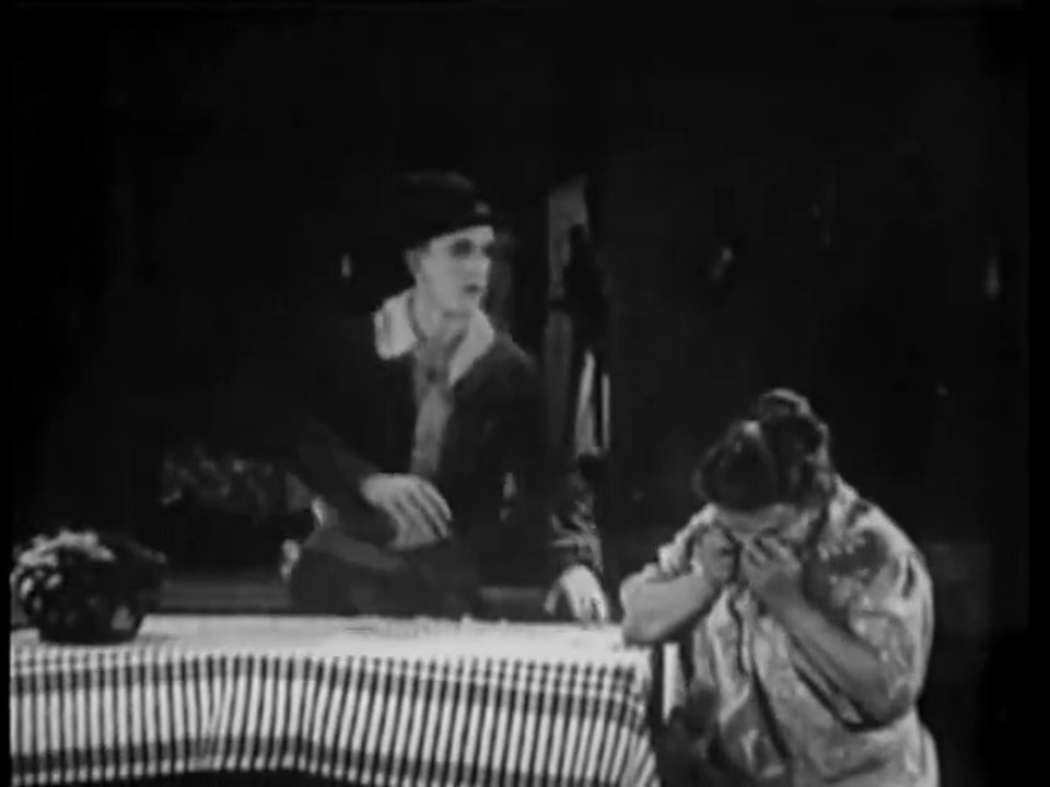 Mud and Sand (1922) – A Classic Silent Comedy Parody
