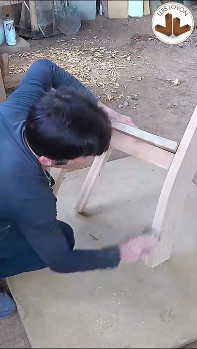 ¿COMO SE LIJA UN MUEBLE DE MADERA RECIEN MASILLADO? - Luis Lovon