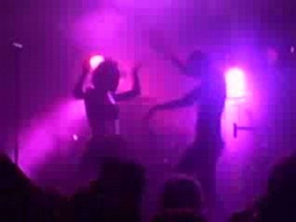 CW  2.o6 à la Cigale Ou sont les femmes suite