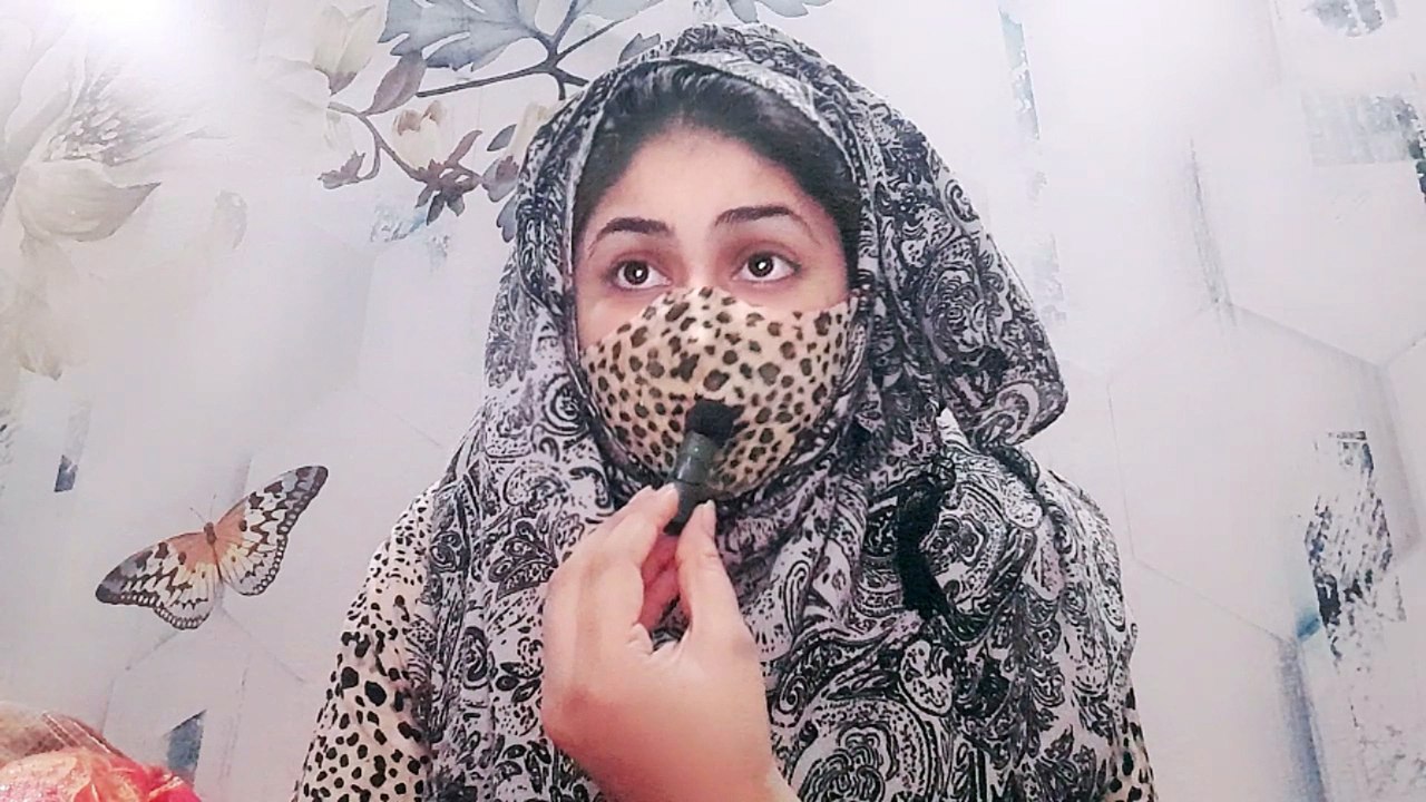 Maeva Ghennam: Divorcio Sorpresa y Crisis Profesional