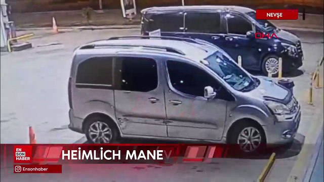Jandarma nefes borusuna cisim kaçan sürücüyü Heimlich manevrası ile kurtardı