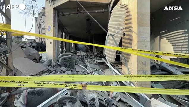 Attacco nel centro di Beirut, macerie e distruzione