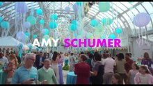Kinda Pregnant - Trailer della commedia Netflix con Amy Schumer e Jillian Bell