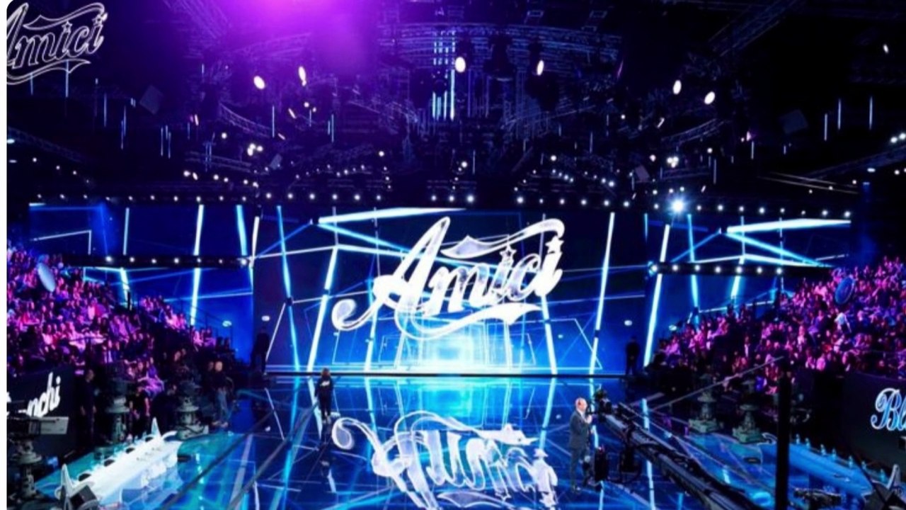 Serale di Amici, la rivoluzione che cambia la giuria