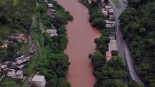 Chuva em Sabará: drone mostra cheia do Rio das Velhas