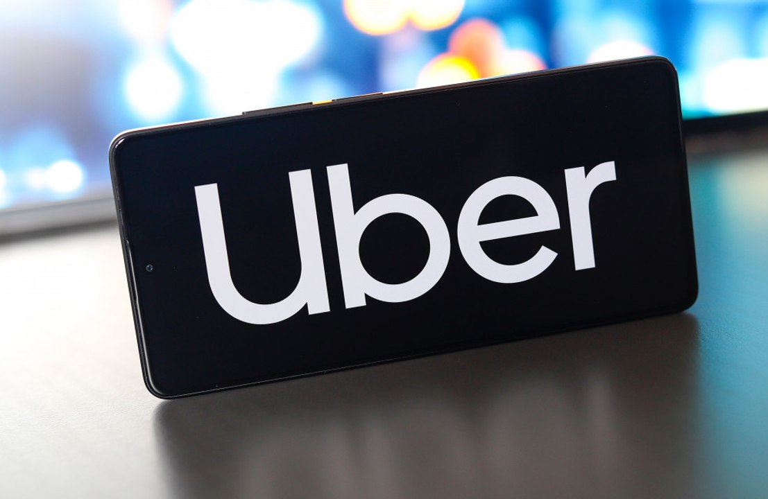 Uber expands driverless taxi offering in Las Vegas with Motional partnership
