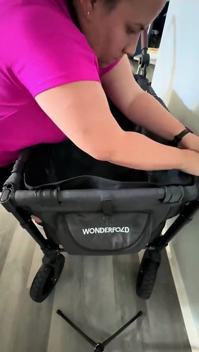 #wonderfoldwagon #quadruplets #morningwalk #nature #momsoftiktok #babiesoftiktok