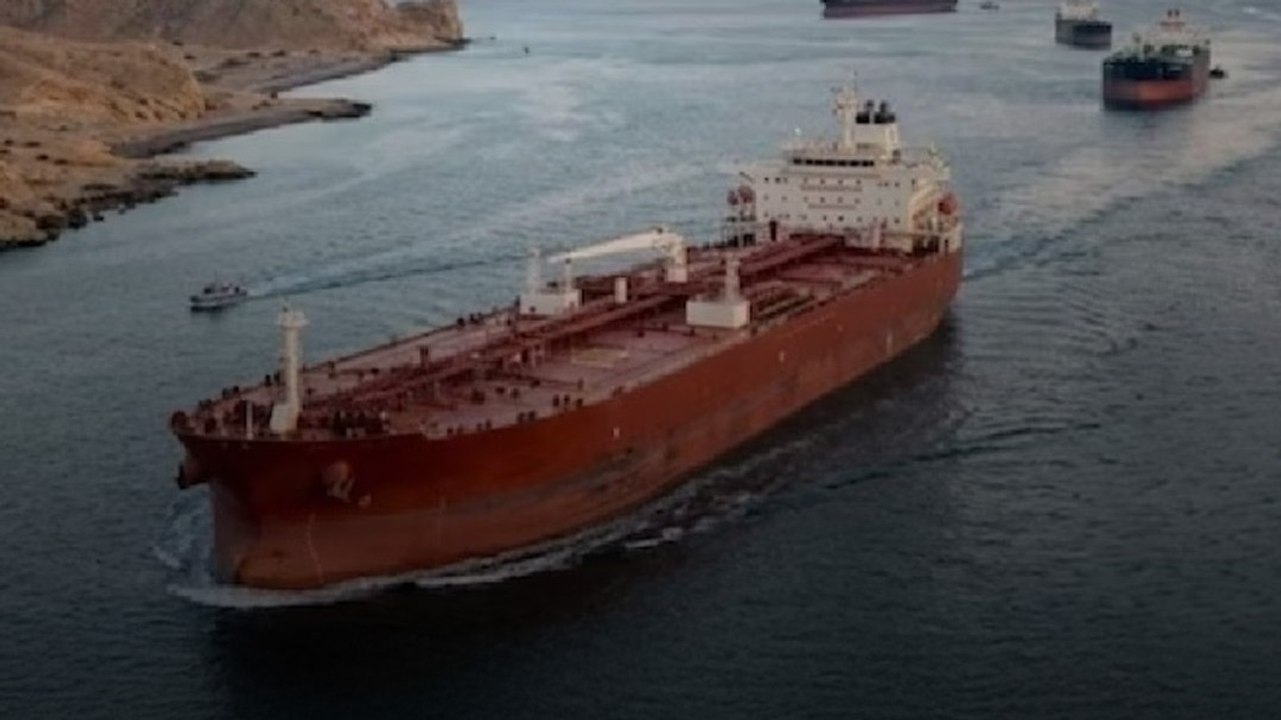 स्ट्रेट ऑफ होर्मुज पर भारत के जहाजों पर क्या बोला ईरान?