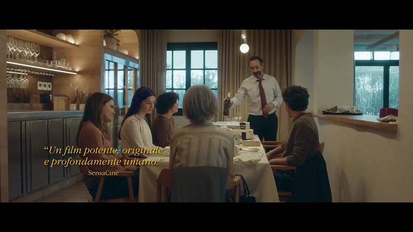 Los domingos - Trailer italiano