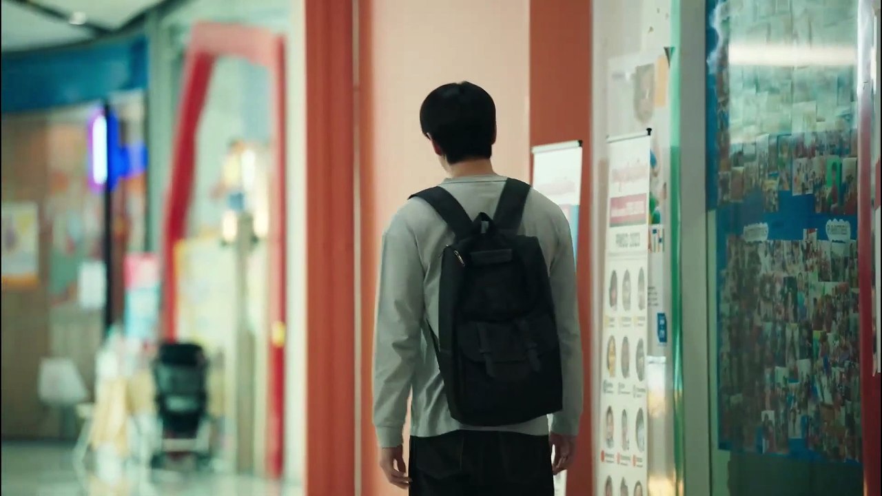 ดูซีรี่ย์ The Fridge ย้อนเวลาเป็น ข้ามเวลาตาย EP 13 พากย์ไทย (2025)