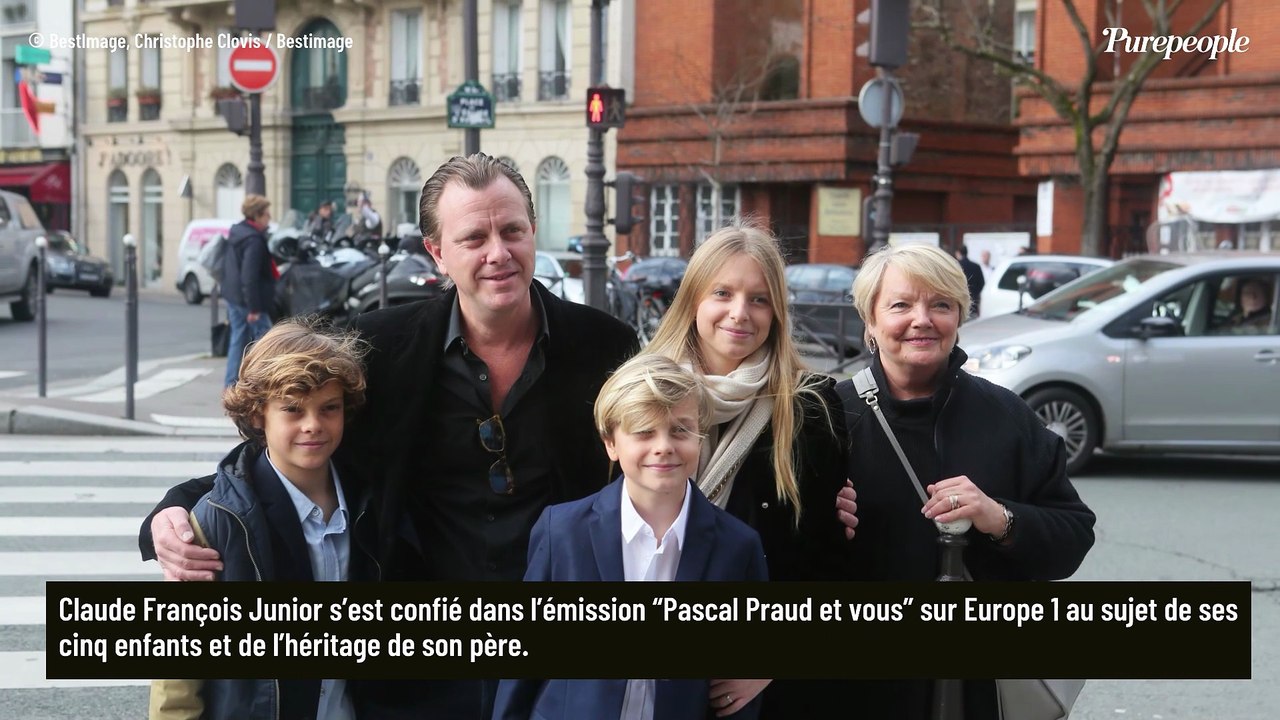 Claude François Junior papa de 5 enfants, 3 filles et 2 garçons : “Elles ont autour de 30 ans et les deux derniers ont la vingtaine”