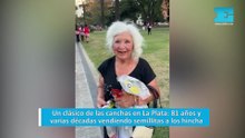 Un clásico de las canchas en La Plata 81 años y varias décadas vendiendo semillitas a los hincha