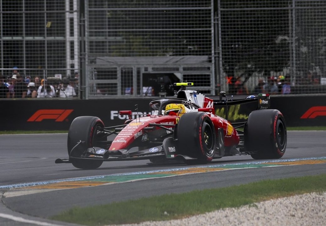 Fórmula 1: Así baila Hamilton y Ferrari con "Macarena" previo al GP de China