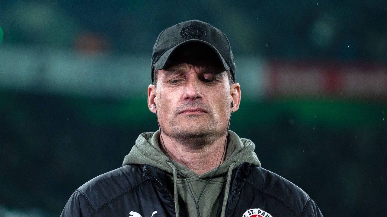 Blessin bedient: 'Haben ärgerlich zwei Geschenke verteilt'