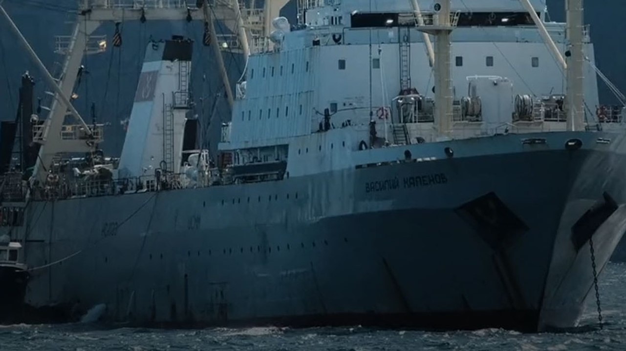 Strait of Hormuz में जहाजों को टोल देना पड़ता है? जानिए कैसे होता है स्ट्रेट का मैनेजमेंट