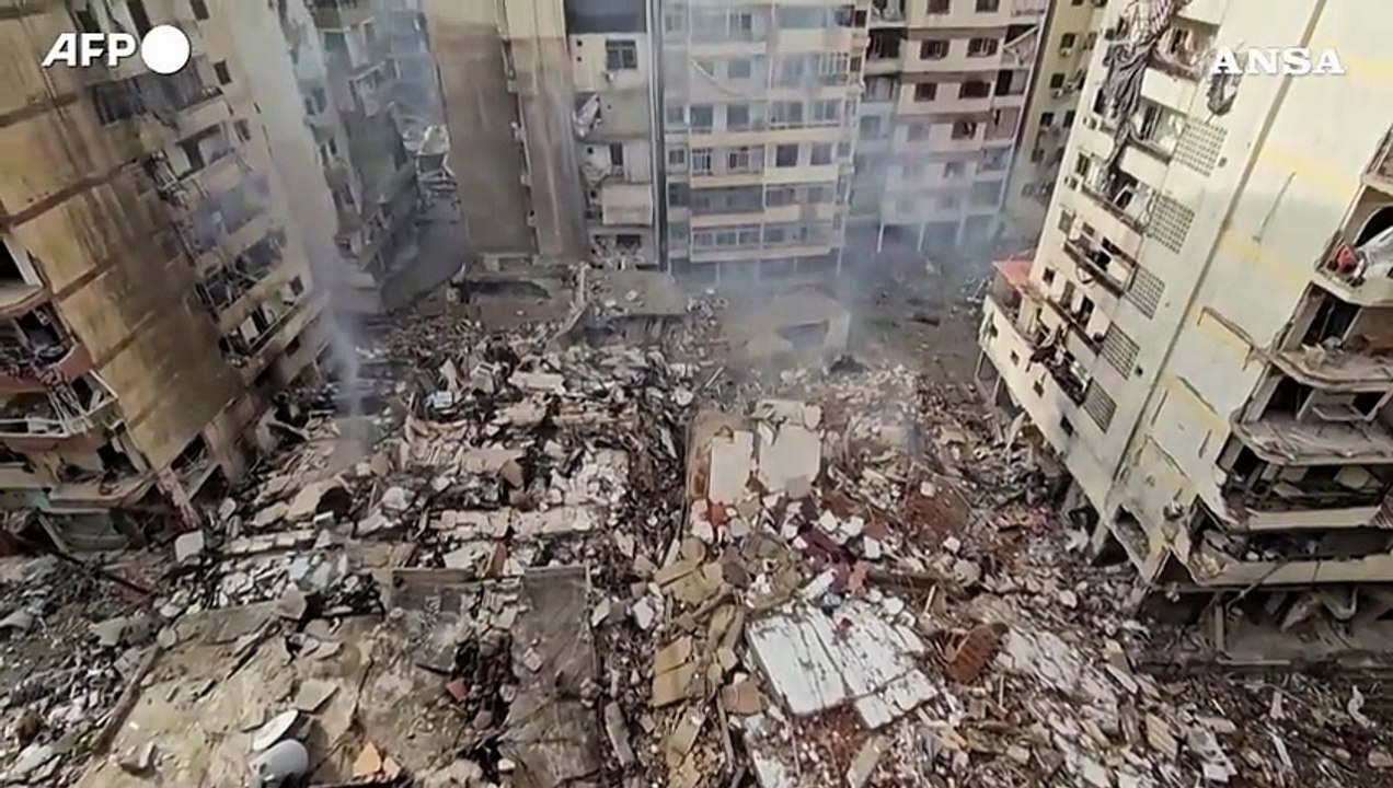 Beirut sotto le macerie: nuovi raid israeliani colpiscono la capitale libanese