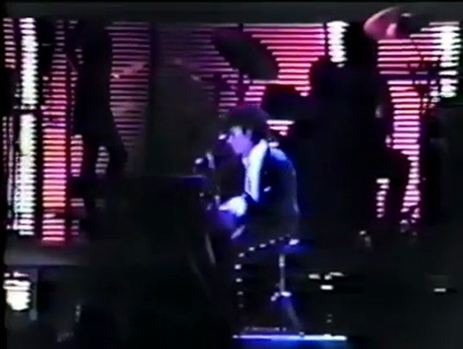 How Come U Don’t Call Me Anymore?..Live 1982