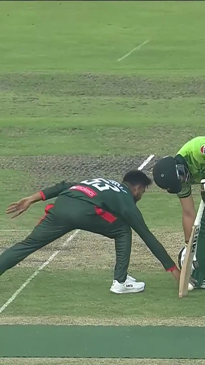 Run-Out Controversy! Salman Ali Agha vs Mehidy Hasan Miraz 😱 #BANvPAK #BackTheBoysInGreen M9F1K