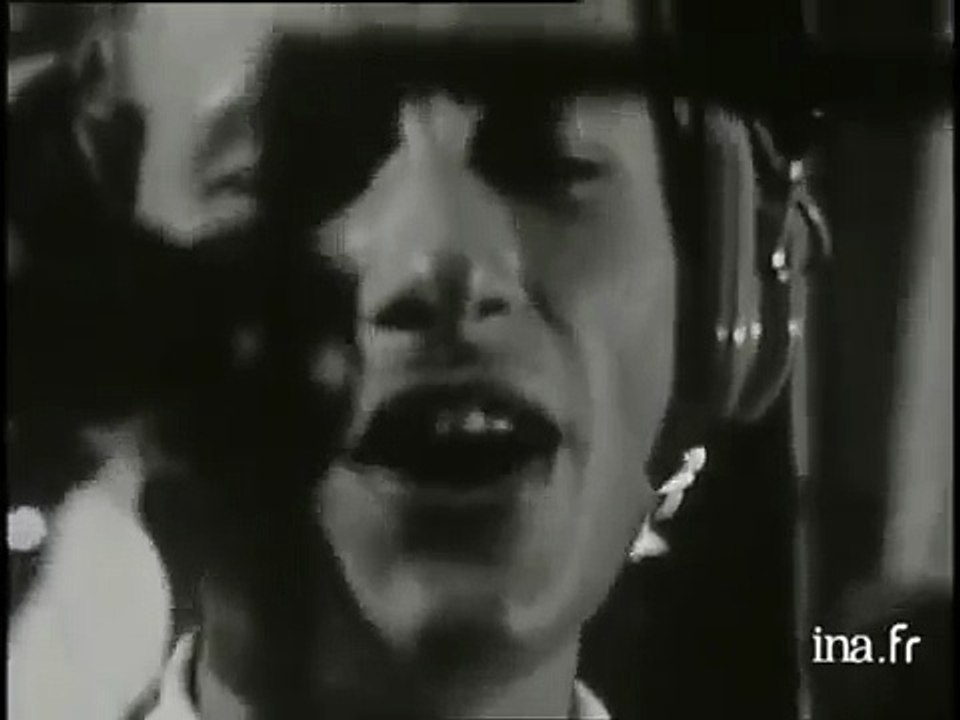 1967 – Johnny Hallyday – La Seule Vraie Musique / Aussi Dur que du Bois (Bouton Rouge, 2ème Chaîne, 18 Juin)