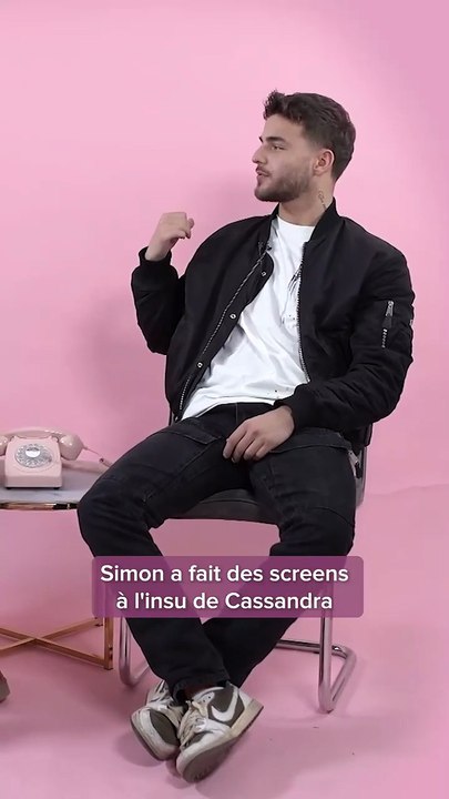 Simon a gardé des photos de Cassandra à son insu ? 😱