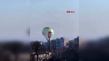 Pilot çatıda can verdi! Kontrolden çıkan balon apartmana çarptı