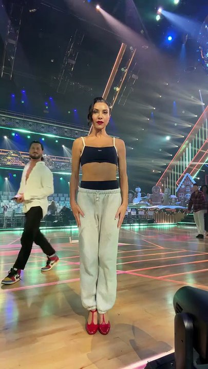 Went through the drafts and found this gem lol @Val #fyp #viral #trending #dwts