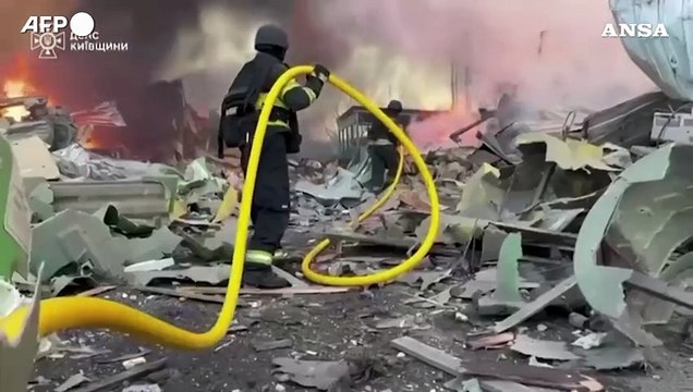 Ucraina, attacchi russi nelle regioni di Kiev e Zaporizhzhia