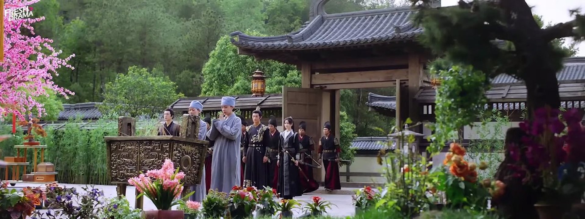 Wedding Day Arrives, But the Couple's First Meeting Happens Inside a Prison Cell...