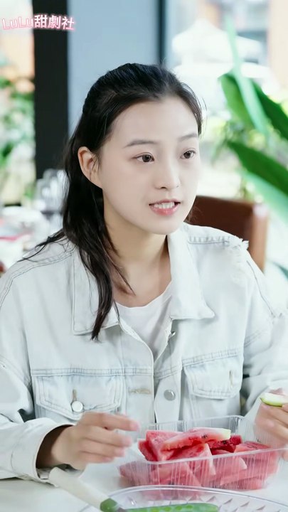 He tramples on her, forces her to kneel, and only then realizes she is his long-lost sister [Full Movie] [Trending Drama]Full EP - Full