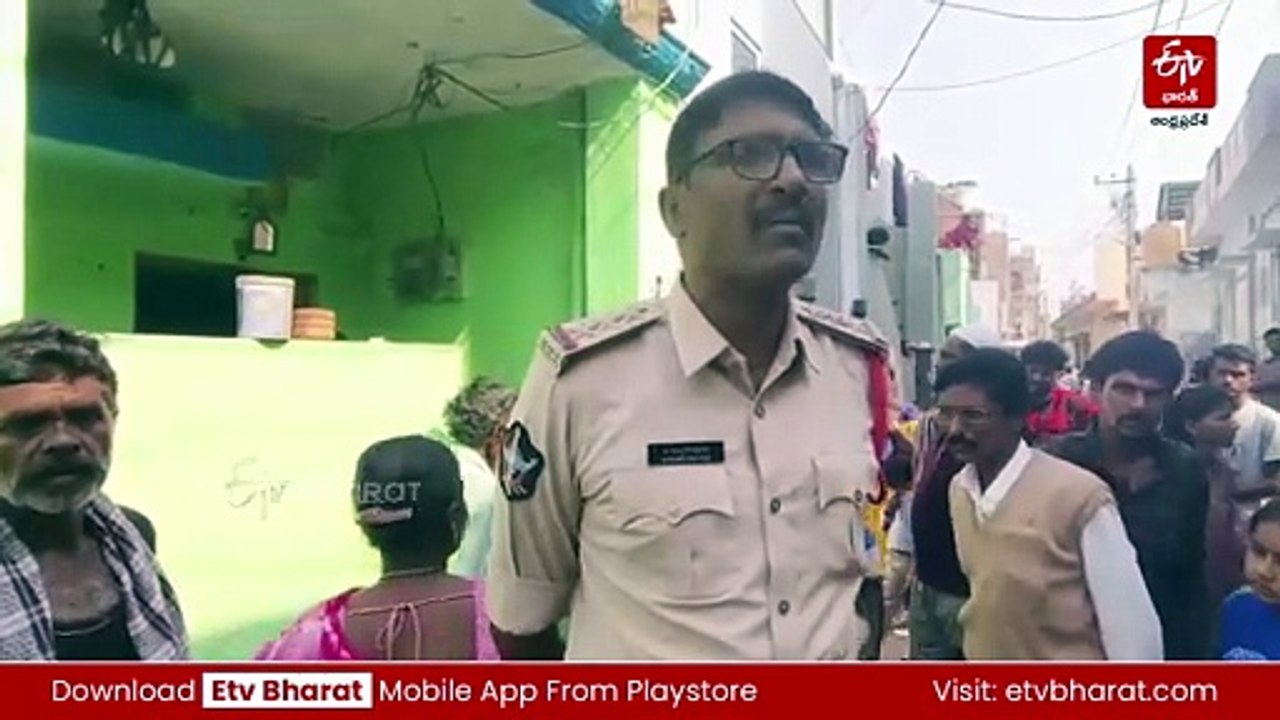 పుంగనూరులో విషాదం - బైక్ పొగ పీల్చి ఒకే కుటుంబానికి చెందిన నలుగురి మృతి