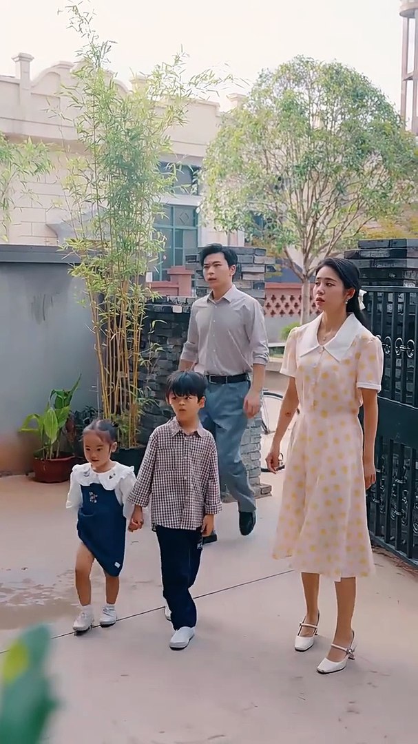 ⁣[#MiniMovie] The Lies I Uncover The Family I Protect