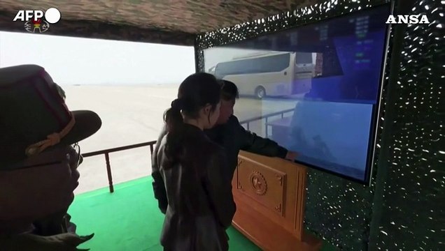 La Corea del Nord effettua test di lanciarazzi multipli da 600 mm