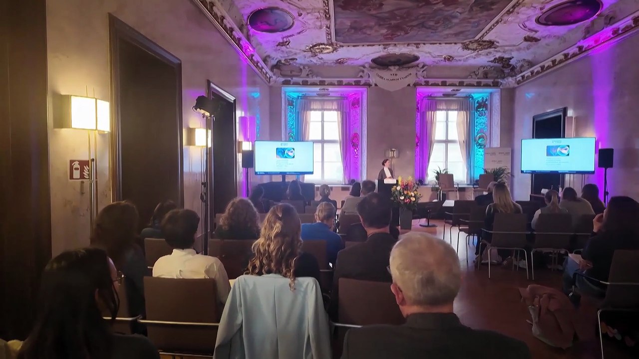 Die Frau im Mittelpunkt Wissenschaft & Forschung im Alten Rathaus Wien