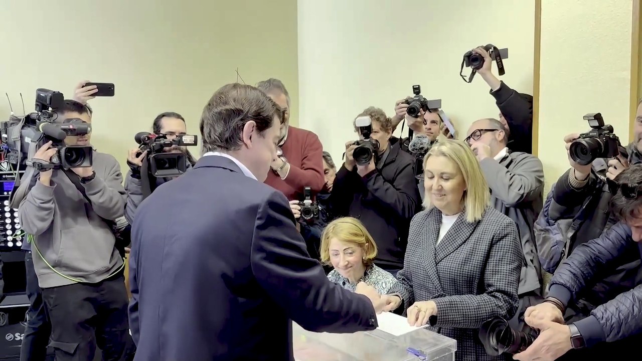 Elecciones CyL | Los candidatos principales ya han depositado su voto