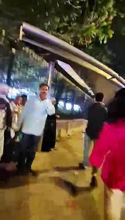 Marine Drive Mumbai Walking Tour | Queen’s Necklace Sea View