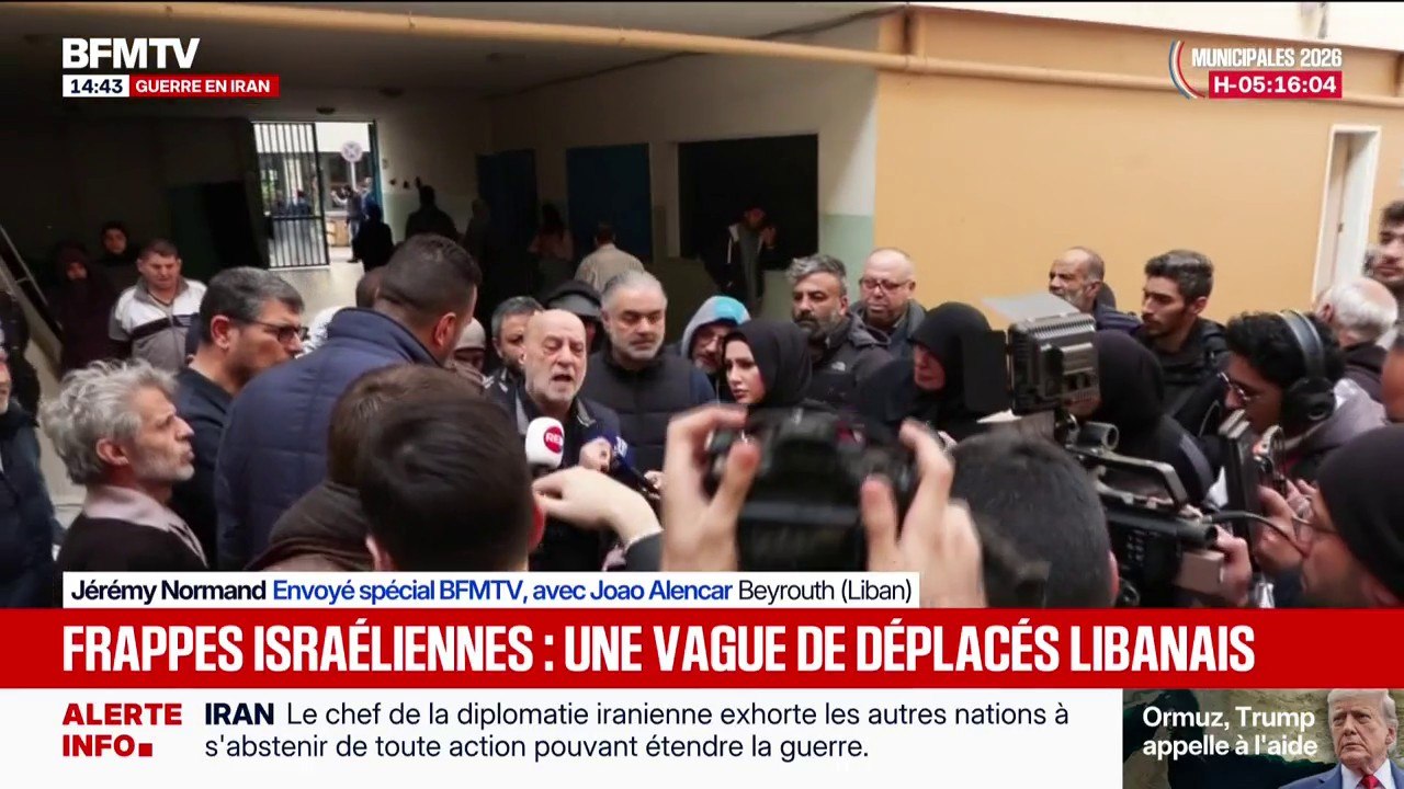 Guerre au Moyen-Orient: l'exercice de communication du Hezbollah dans une école de Beyrouth où sont accueillis des réfugiés du Sud-Liban