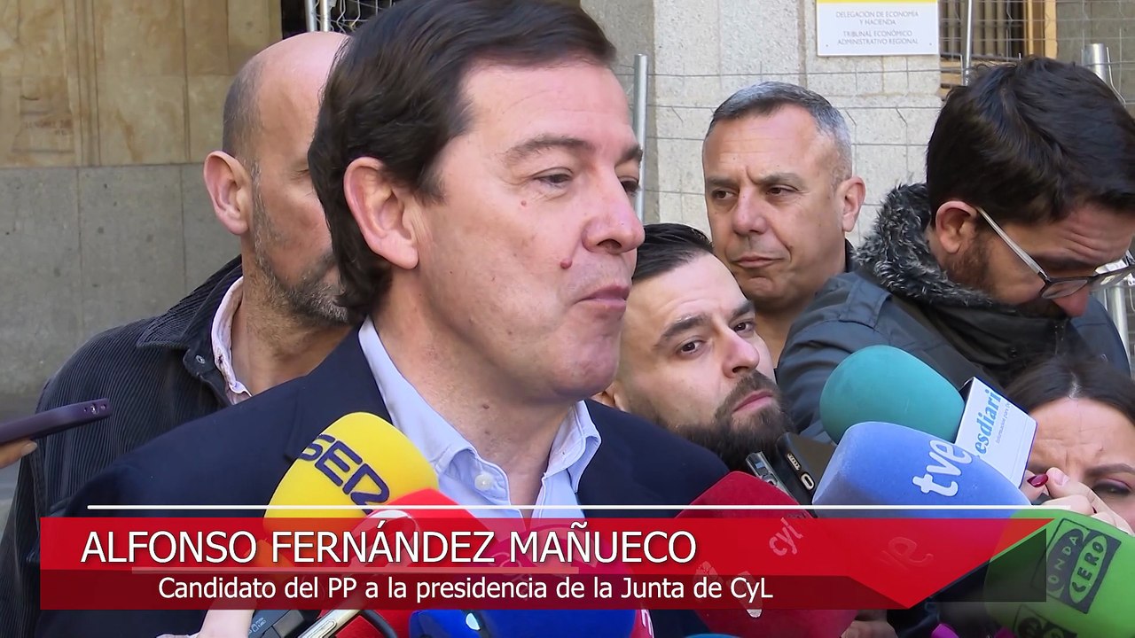 Los candidatos a la presidencia de la Junta de CyL ejercen su derecho a voto