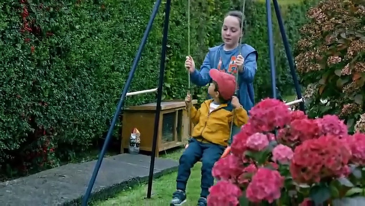 2020 - A 35-year-old window cleaner, is given only a few months to live, he attempts to find a new, perfect family. {Nowhere Special}