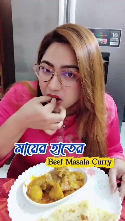 আম্মুর হাতে গরম গরম মাংস মানেই পরিবারের সুখের মুহূর্ত 🍲 আর সেই স্বাদকে আরও সহজ ও মজাদার করে তোলে Pure By Hafsa এর ফ্রেশ রেডিমেড বাটা মশলা 🌿 -  Ispontha Urmi  . . #PureByHafsa #FreshBataMoshla #আদা_রসুন_বাটা #ফ্রেশ_বাটা_মশলা #আম্মুর_হাতের_রান্না #ঘরোয়া