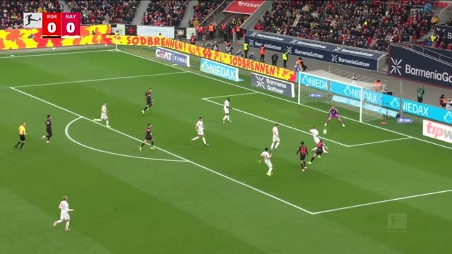 Garcia opens scoring for Leverkusen against sloppy Bayern