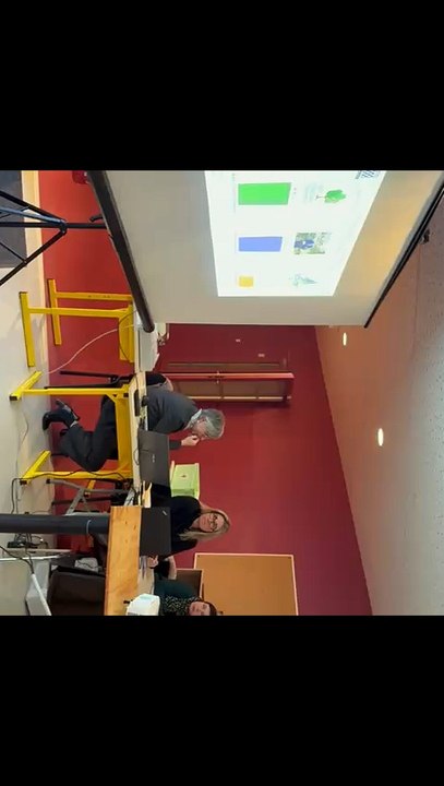 Municipales 2026 : la population arrive en mairie à Blain
