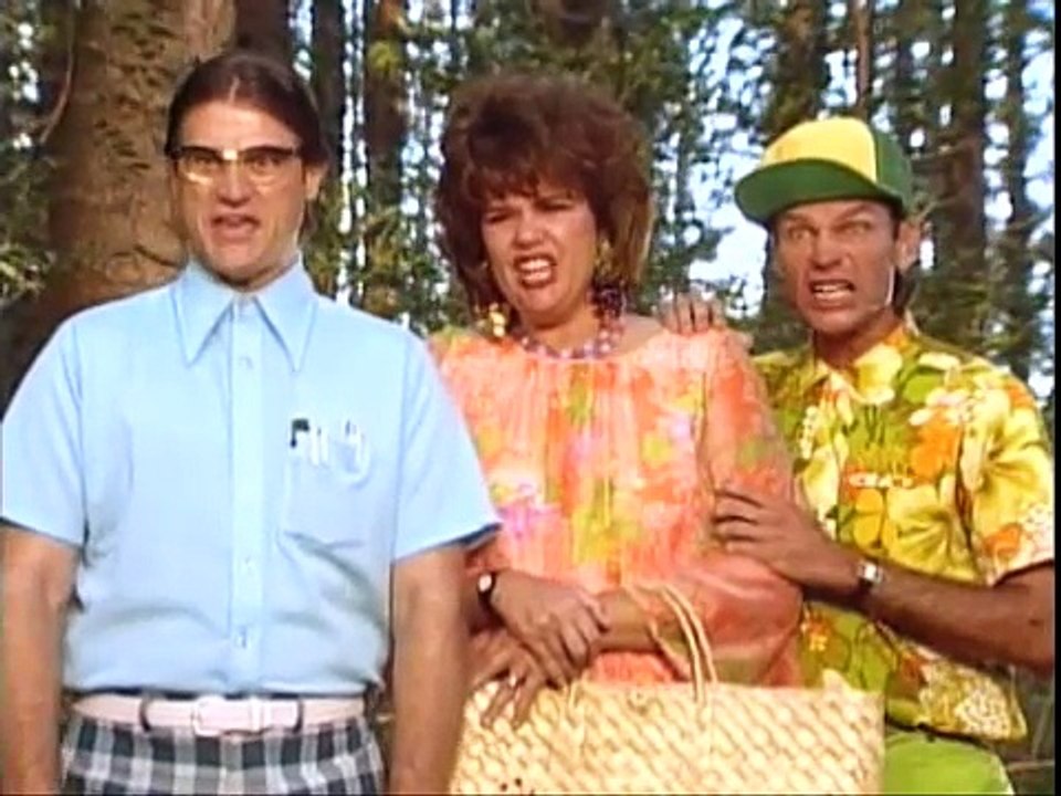 The Adventures of Mary-Kate & Ashley - The Case Of The United States Navy Adventure (1997) [VHS]