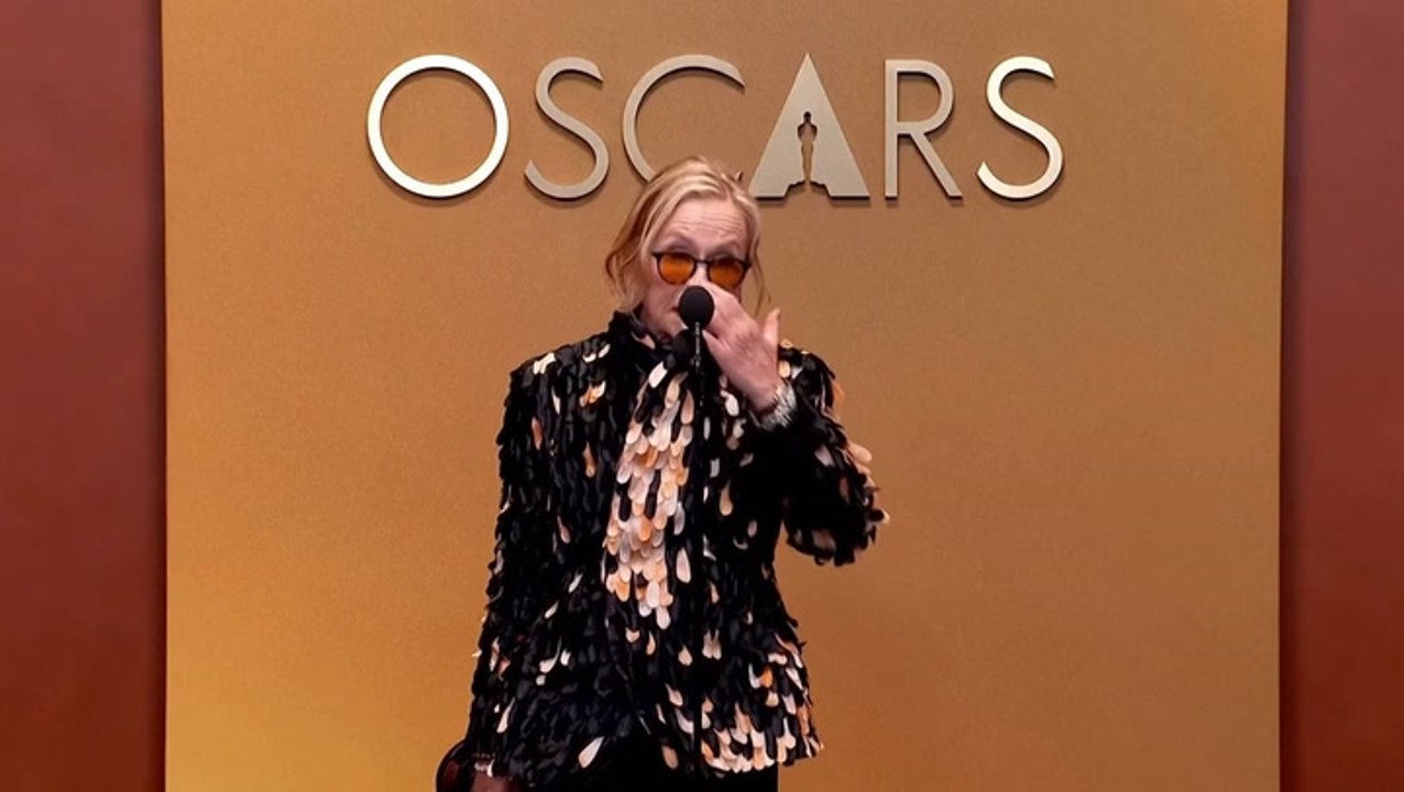 ‘This must be a special day because I’m shaving my legs!’ Amy Madigan’s hilarious reaction to Oscar win